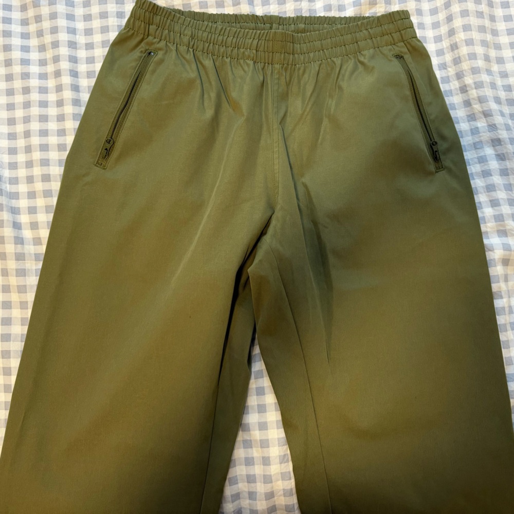 Outdoor Voices Olive Green Track Pants - Picture 5 of 10